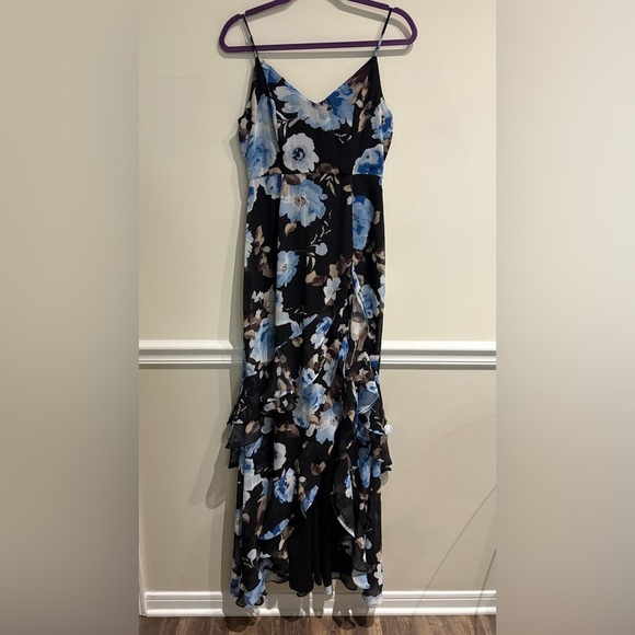 Lulus Artwin Black Floral Print Ruffled High-Low Maxi Dress size Medium - Picture 3 of 6